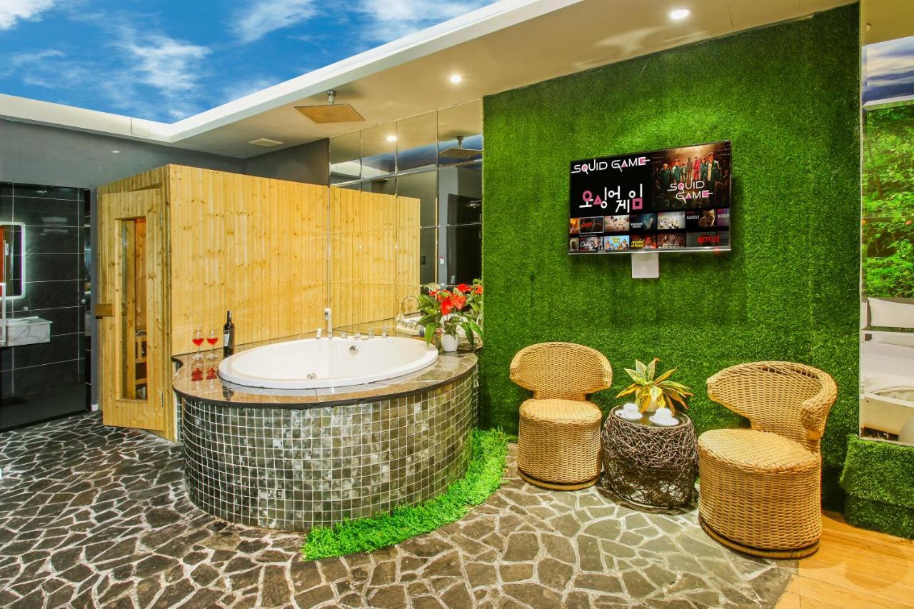 Hotel Bonita Tht (Adults Only) Ho Chi Minh Zewnętrze zdjęcie